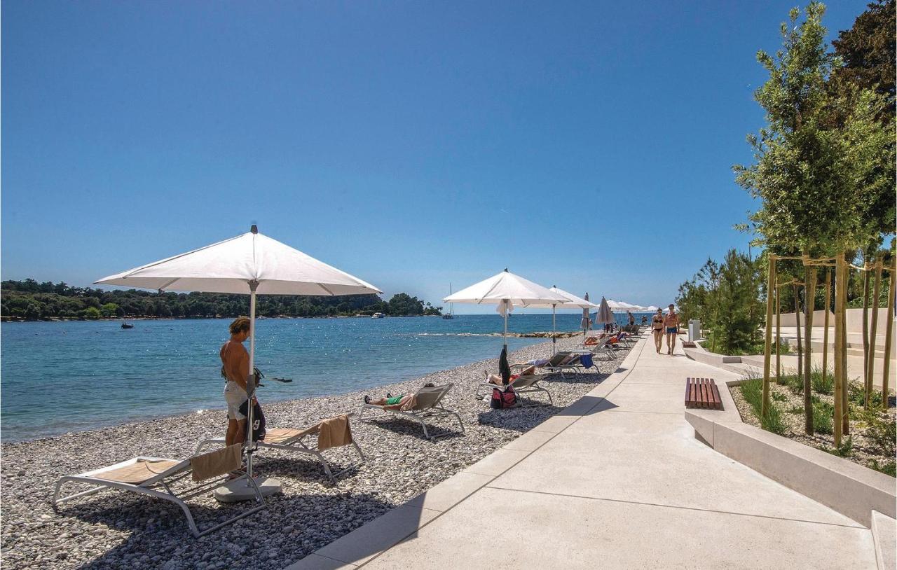 2 Bedroom Stunning Apartment In Rovinj Exterior foto